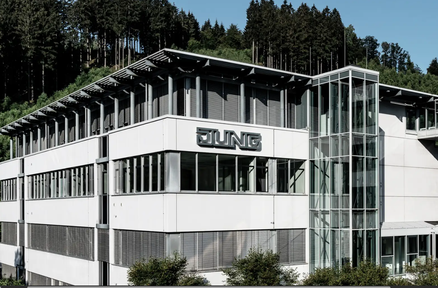 JUNG x Casambi: Công Tắc Thông Minh Không Dây Đẹp Như Nghệ Thuật